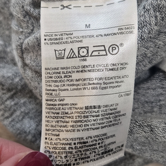 GAP Gray Scoop Back Waist-Defined Sleeveless Romper, Size Medium - Picture 9 of 10